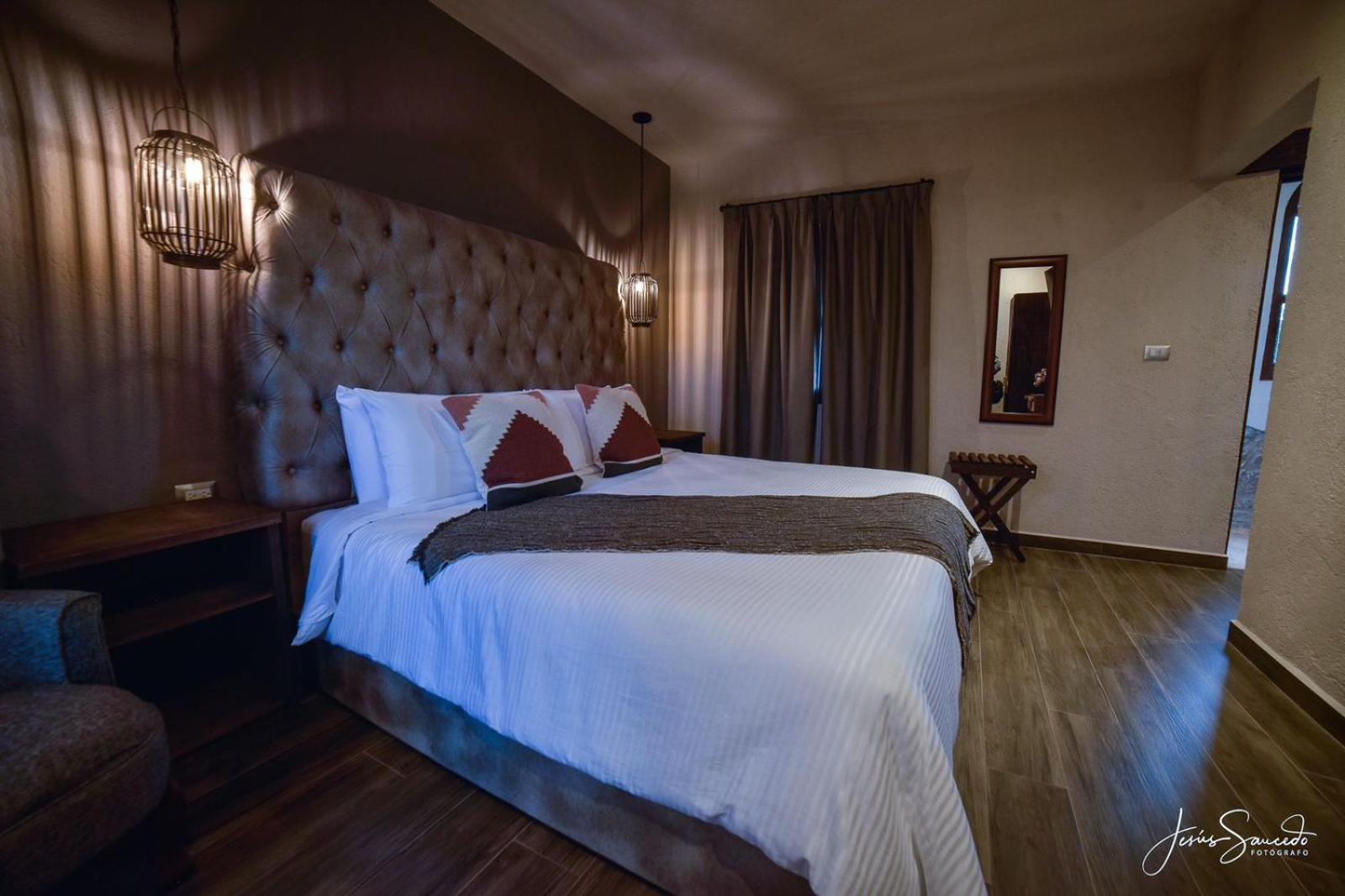 Suites Campestres Montebello Берналь Экстерьер фото